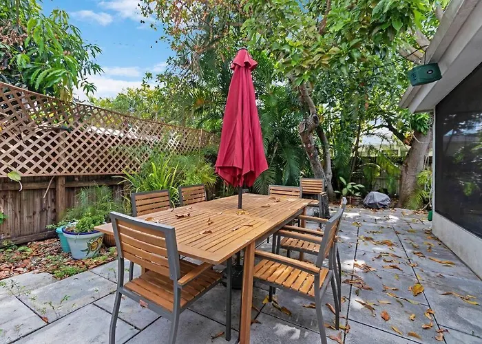 Heated Pool I Soundproof Home I Firepit I 630Mbps