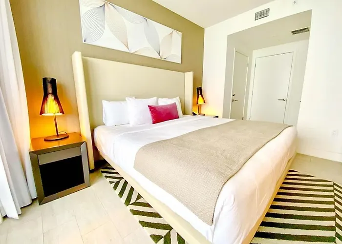 Luxurious 2B 2B With An Amazing View - Daily Resort Fee And Parking Not Included -